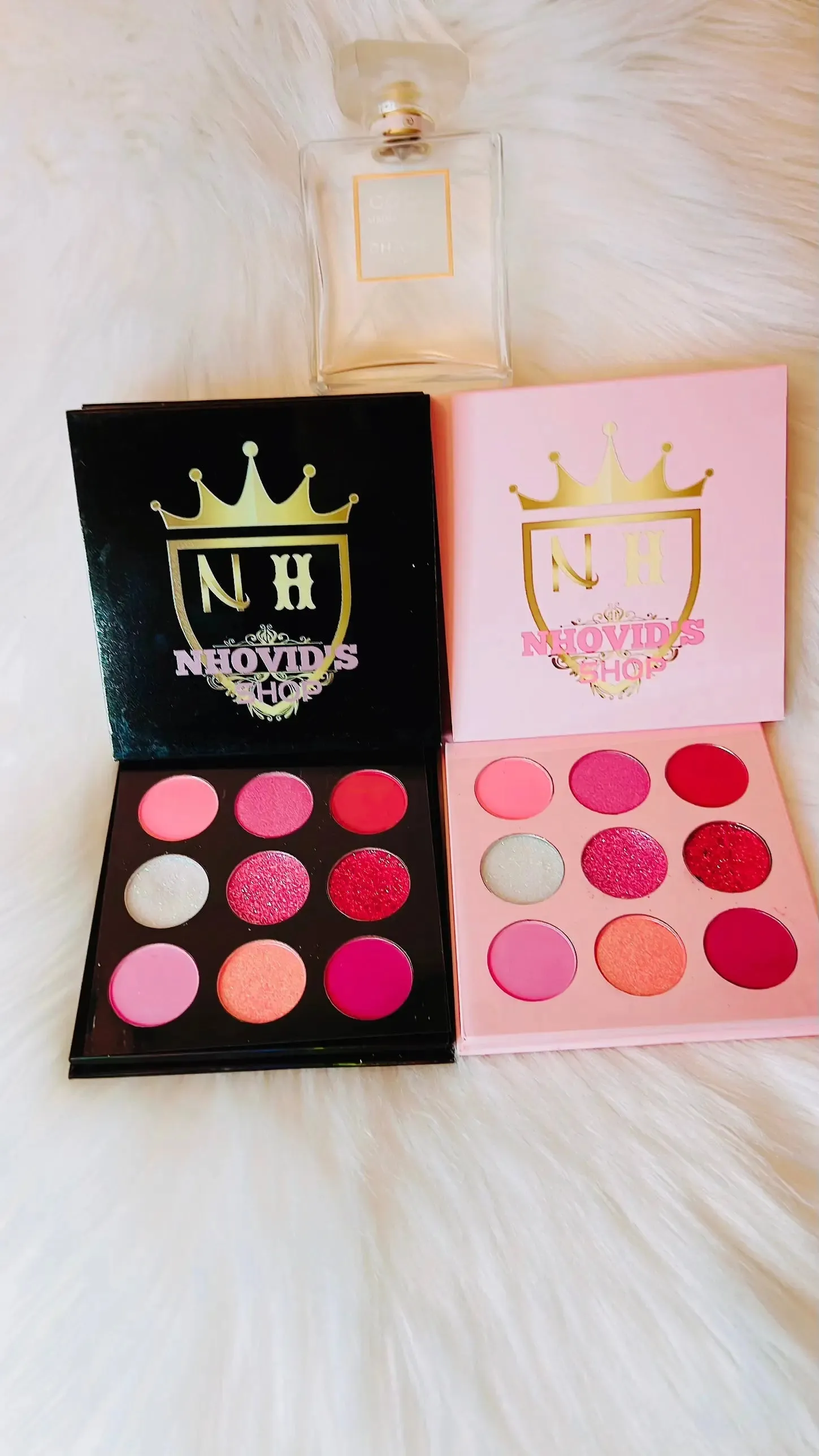 9 Color Eyeshadow Palette, Eye Makeup, Matte Eyeshadow, Shimmer Eyeshadow Palettes, Pink Eyeshadow, Colors, Eyeshadow Palette