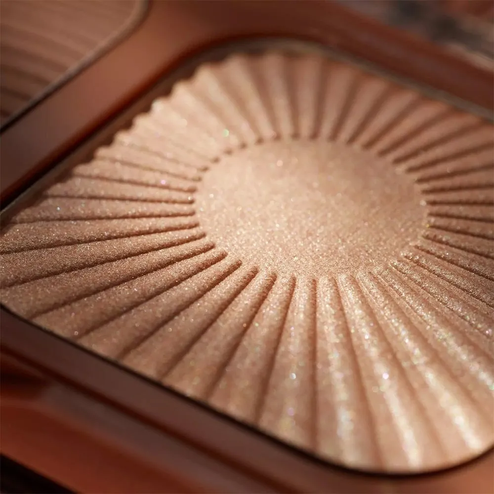 Catrice Cosmetics Holiday Skin Bronze & Glow 2 Colour Bronzer Palette
