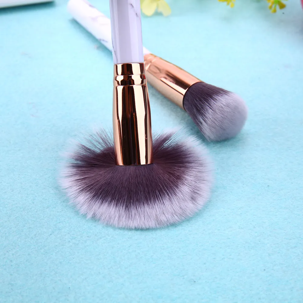 Chat Makeup Brush Set