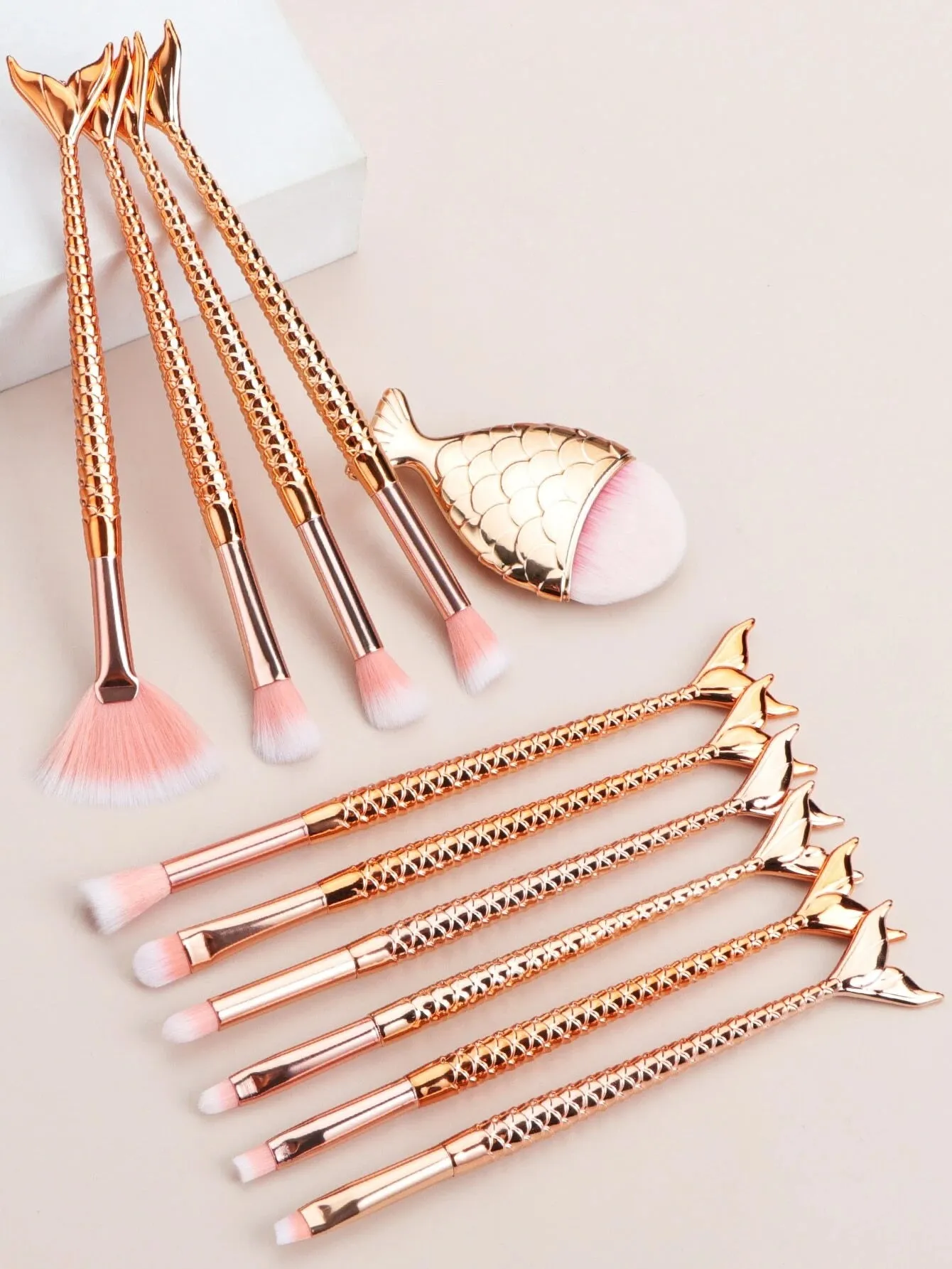 Makeup Brush Sets, 11pcs Cartoon Cute Fish Scale