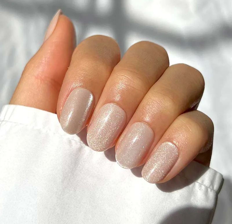 Reusable Glamnetic Nail Stickers for Effortless Style